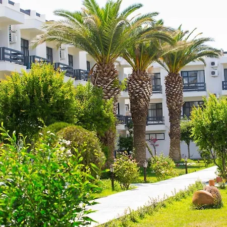 Ξενοδοχείο Corina Family Fun Club By Kispet Hm
