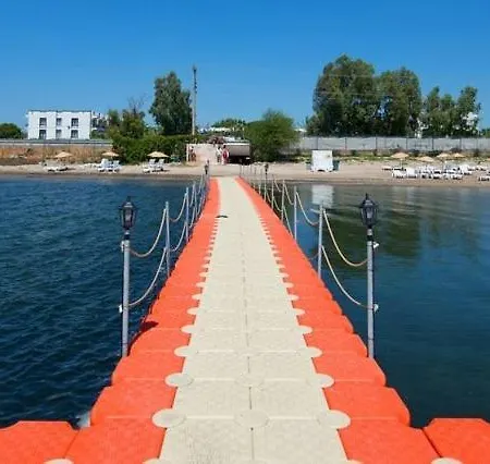 Corina Family Fun Club By Kispet Hm Ayvalı